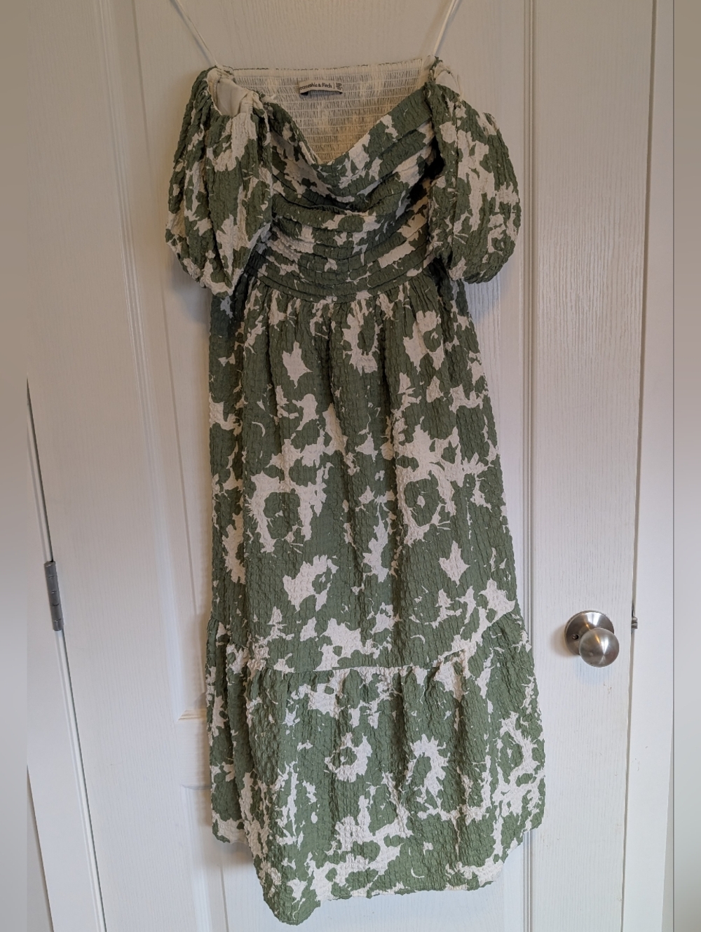 Abercrombie Emerson Midi Off Shoulder Midi Dress Petite